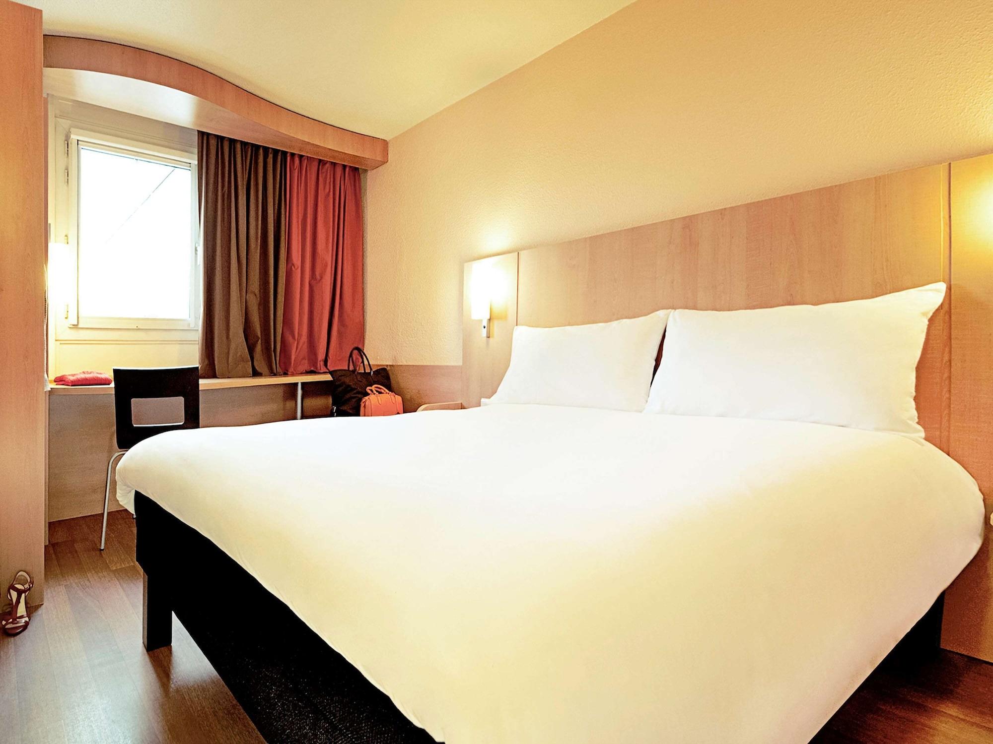 B&B Hotel Les Sables-D'Olonne Centre Gare Exteriör bild
