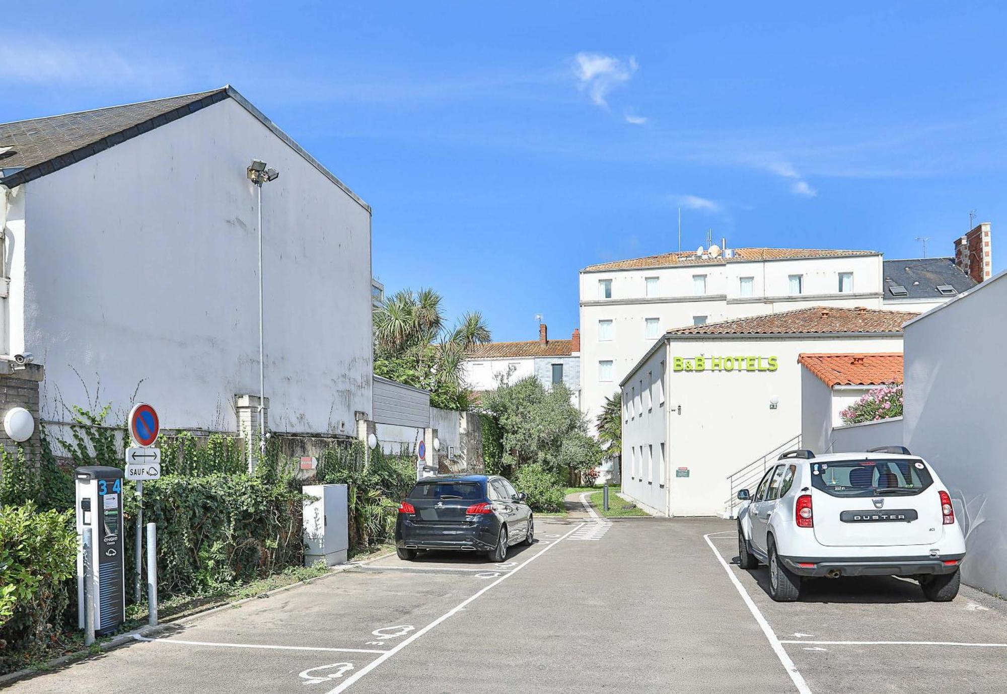 B&B Hotel Les Sables-D'Olonne Centre Gare Exteriör bild