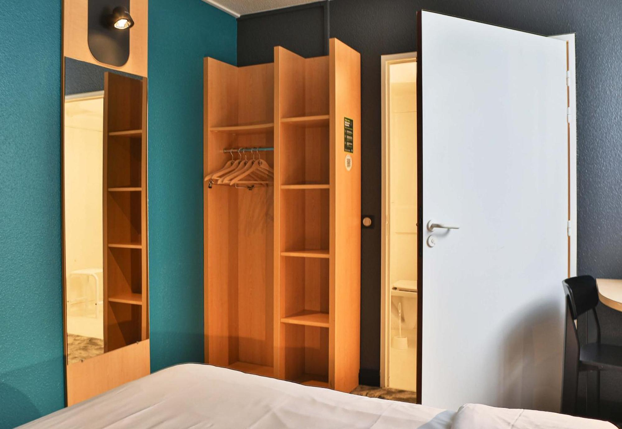 B&B Hotel Les Sables-D'Olonne Centre Gare Exteriör bild