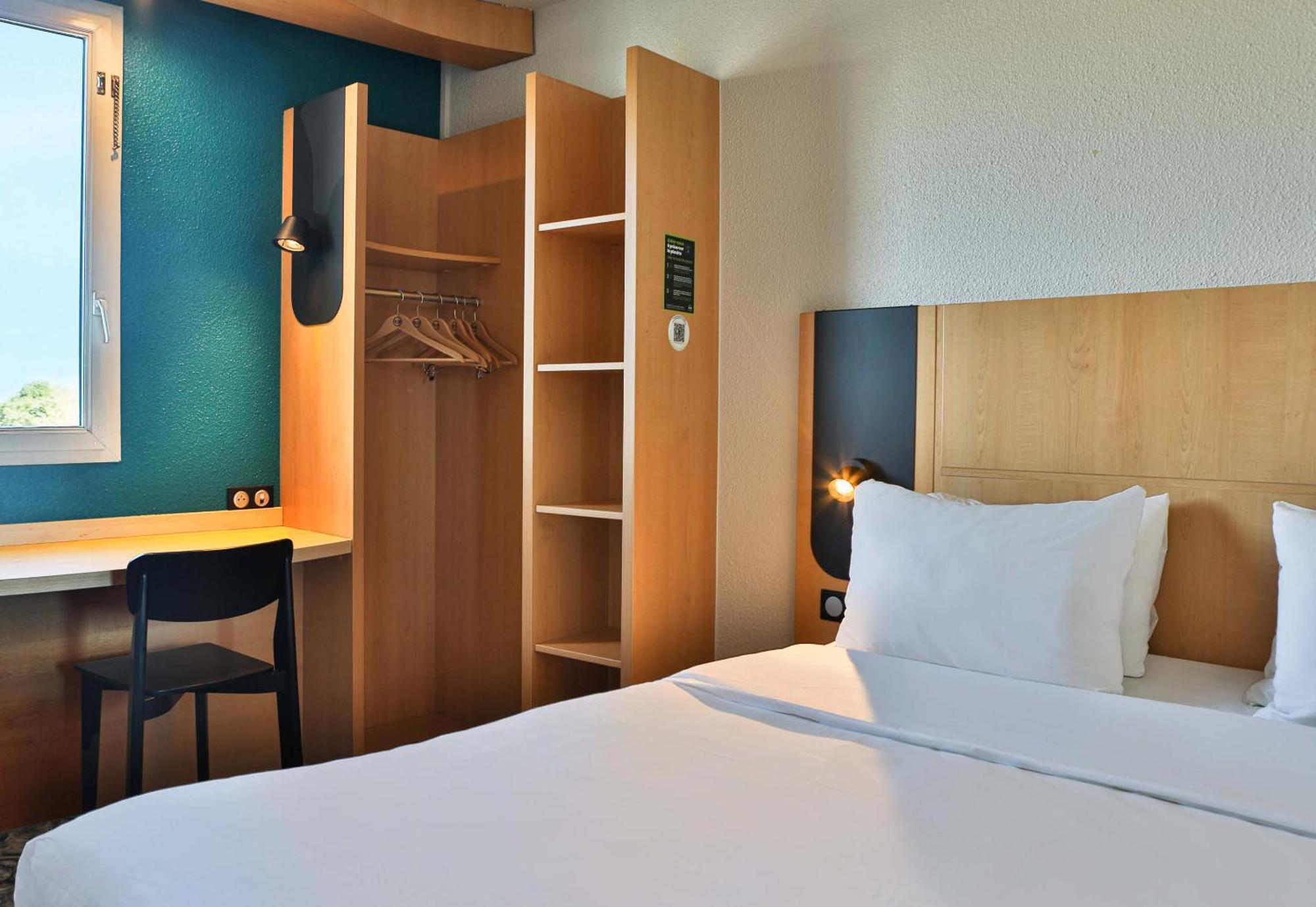 B&B Hotel Les Sables-D'Olonne Centre Gare Exteriör bild