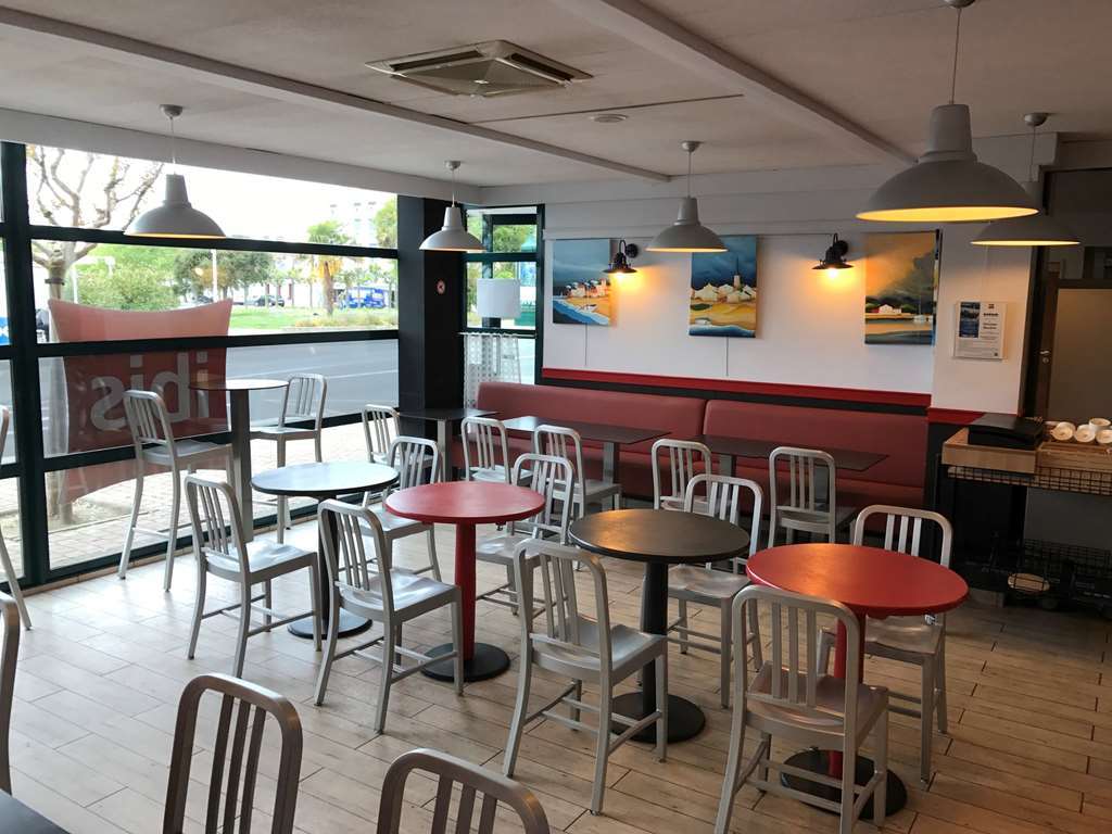 B&B Hotel Les Sables-D'Olonne Centre Gare Restaurang bild
